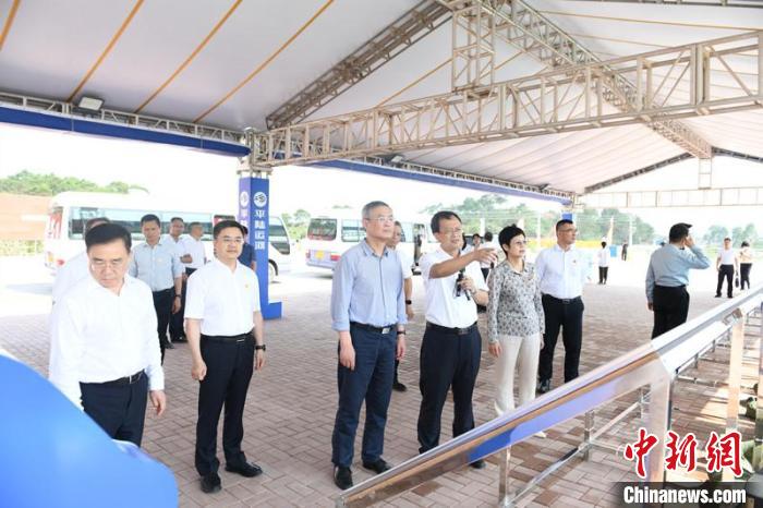 民進中央主席蔡達(dá)峰：愿與廣西攜手續(xù)寫海上絲綢之路新篇章