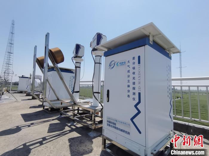 壽縣國(guó)家氣候觀象臺(tái)內(nèi)各種觀測(cè)設(shè)備?！侨?攝