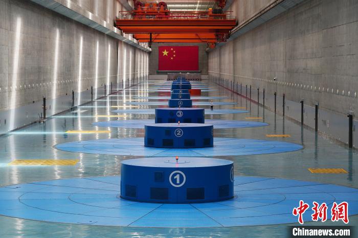 三峽左岸電廠?！￡愋?攝