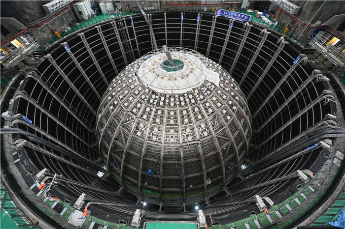 江門中微子實驗室探測器和水池構(gòu)造。中國科學(xué)院高能物理研究所供圖