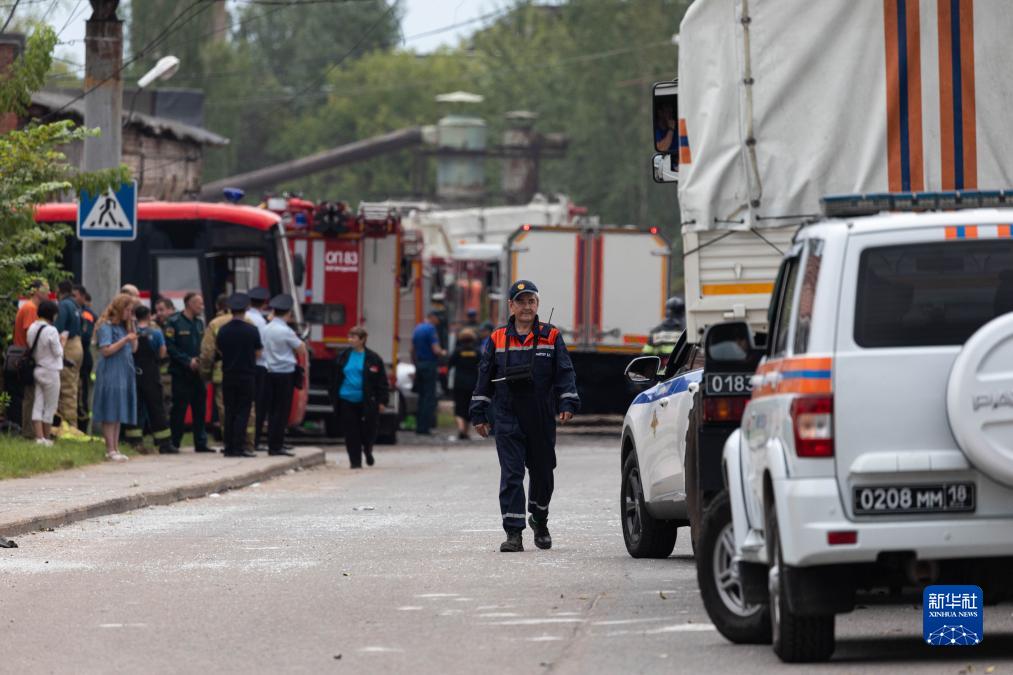 8月9日，在俄羅斯莫斯科州，救援人員在現(xiàn)場工作。