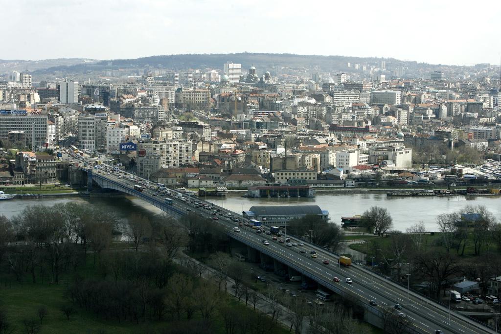 這是2015年3月30日拍攝的塞爾維亞首都貝爾格萊德老城區(qū)。貝爾格萊德是塞爾維亞的首都，坐落在薩瓦河和多瑙河的交匯處，是歐洲最古老的城市之一。新華社發(fā)（普雷德拉格·米洛薩夫列維奇攝）