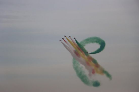 飛行表演現(xiàn)場。高思峰 攝