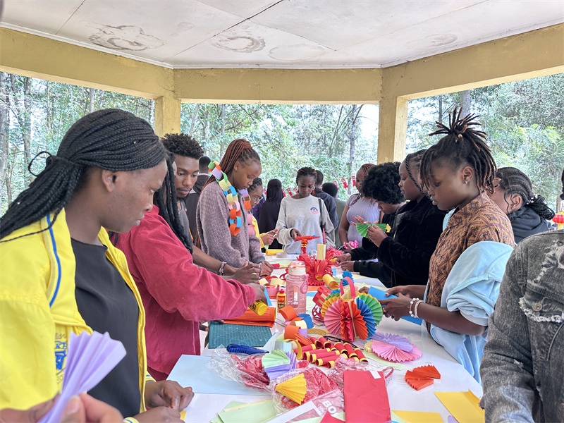 活動現(xiàn)場?？夏醽啺８耦D大學孔子學院供圖