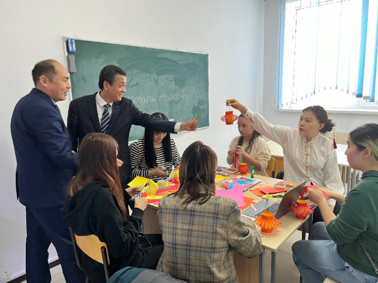 活動現(xiàn)場?？鬃訉W院供圖