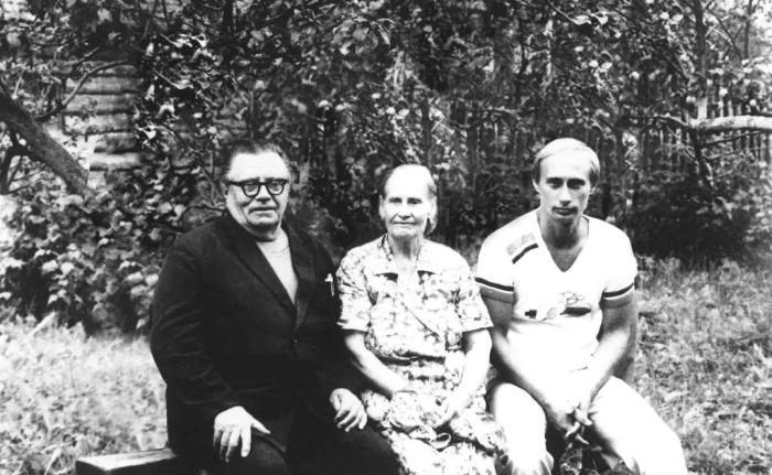 從圣彼得堡到莫斯科，普京從政大事記：下一個(gè)六年怎么走？