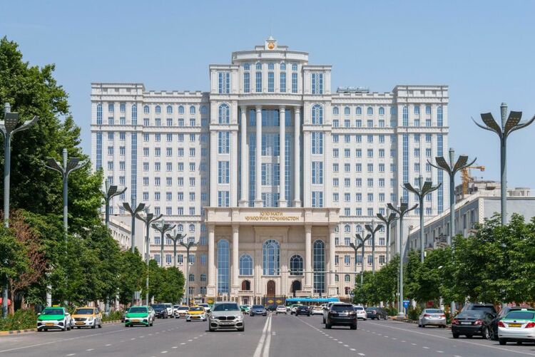 第1視點(diǎn)丨這兩座大樓，見(jiàn)證著中塔友誼