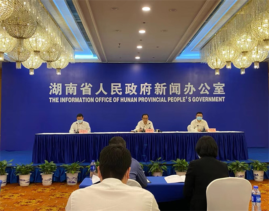 發(fā)布會現(xiàn)場。 向宇攝