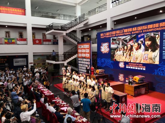 圖為參賽選手集體亮相。尹海明 攝