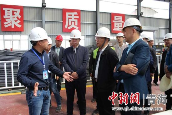 圖為生態(tài)環(huán)保專項(xiàng)督查現(xiàn)場(chǎng)。 孫舒亞攝