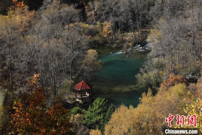 松坪溝風光?！⑼?攝