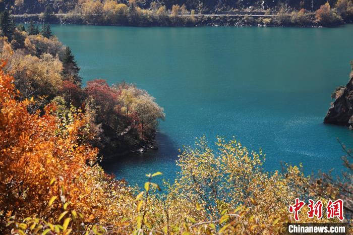 松坪溝風光?！⑼?攝