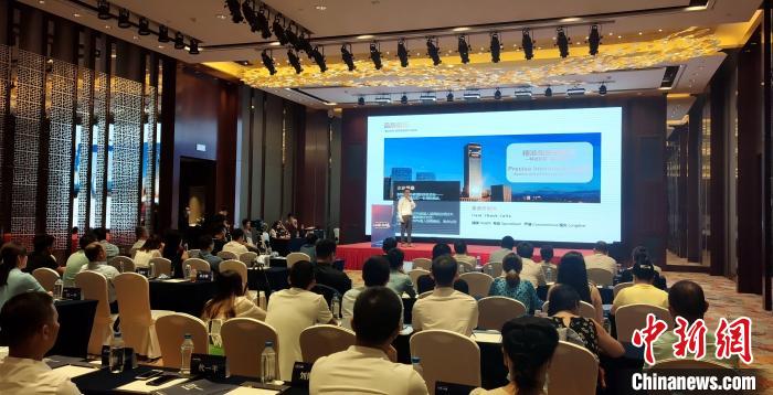 熱休細胞總經理吳建洪介紹三年發(fā)展歷程?！罘?攝