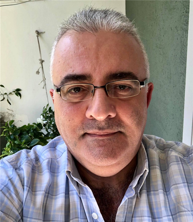 阿亞斯自拍照。受訪者供圖