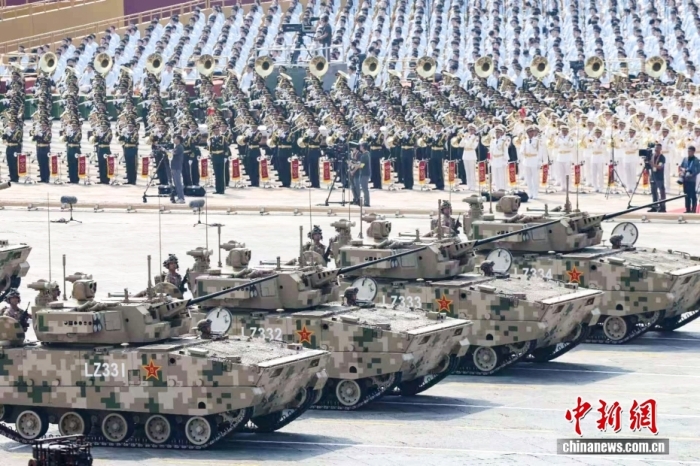 9月3日，紀(jì)念中國人民抗日戰(zhàn)爭暨世界反法西斯戰(zhàn)爭勝利80周年大會在北京天安門廣場隆重舉行。<a target='_blank' href='/'><p  align=