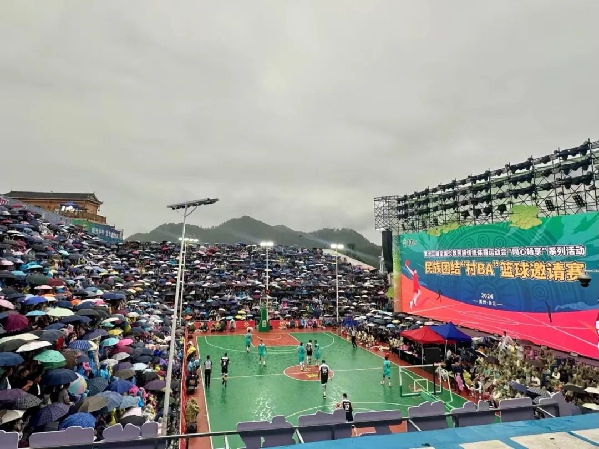 講好中華民族共同體故事，讓網(wǎng)絡(luò)“連心”更“聚心”