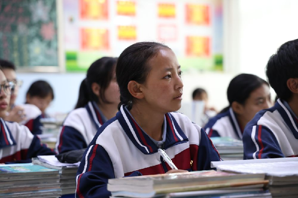 講好中華民族共同體故事，讓網(wǎng)絡(luò)“連心”更“聚心”