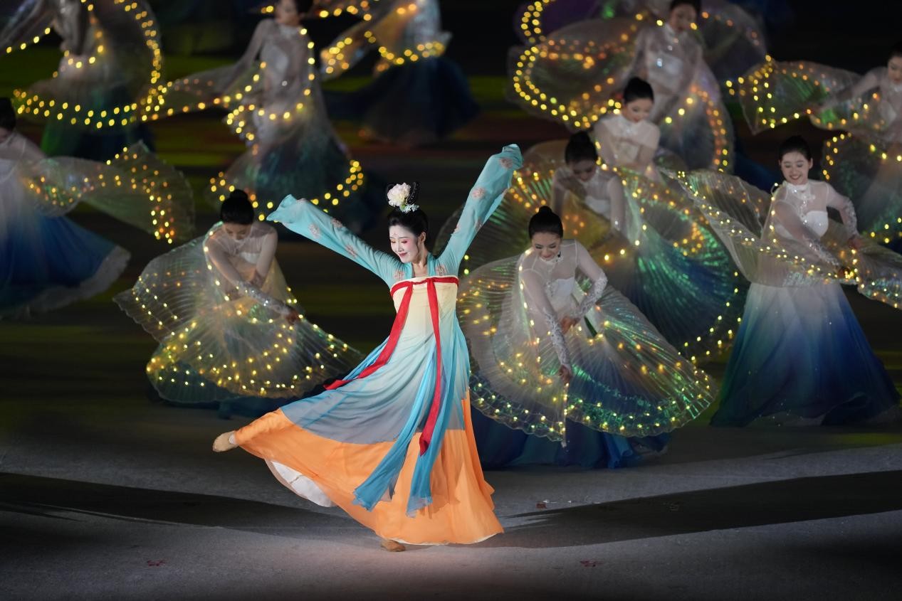 成都世運(yùn)會(huì)開幕！展現(xiàn)出中國(guó)式現(xiàn)代化萬千氣象