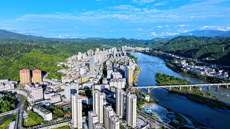 石泉縣入選全國美麗鄉(xiāng)村先行區(qū)。石泉縣委宣傳部供圖