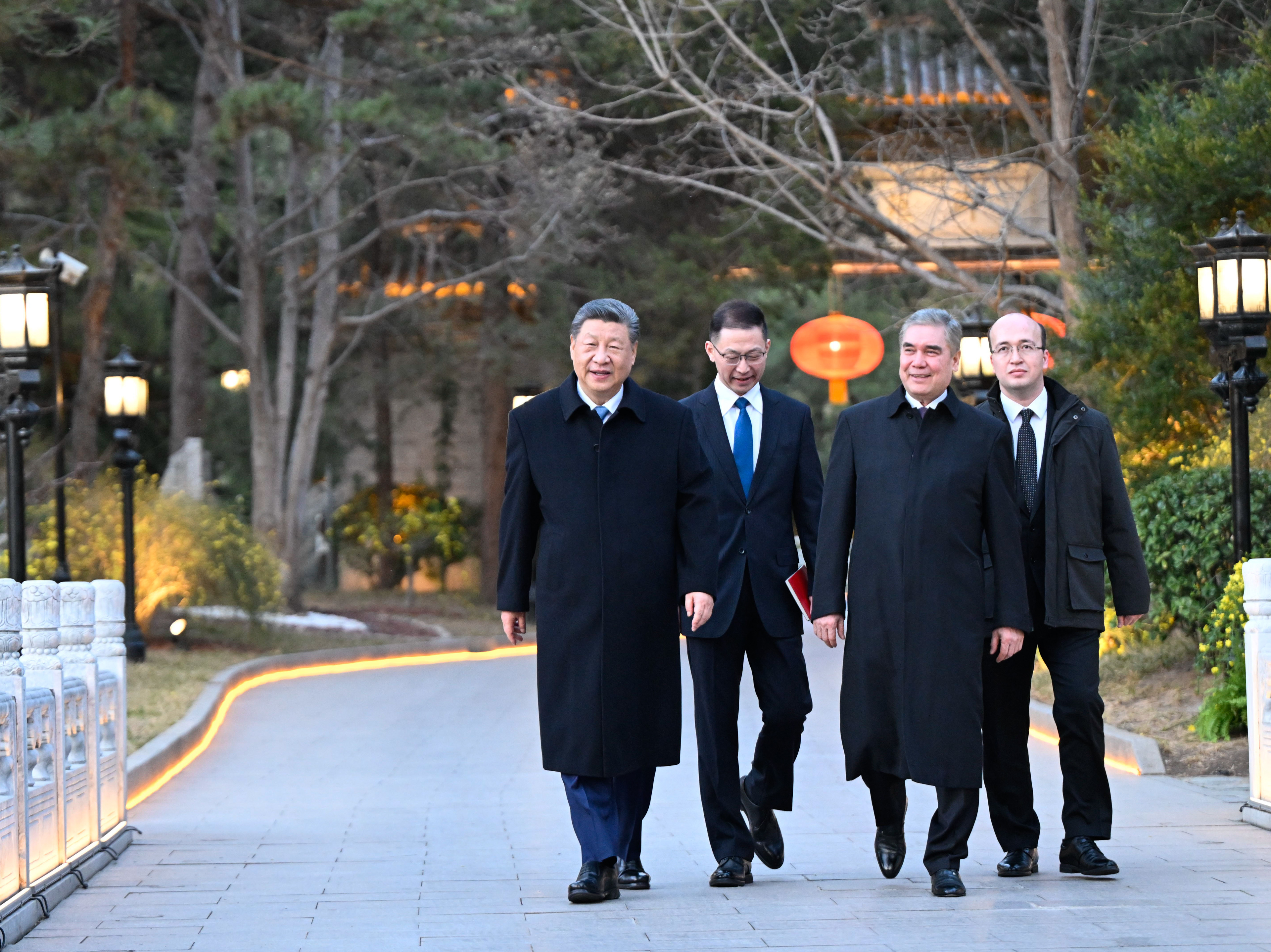 2026年3月18日，國家主席習近平在北京會見土庫曼斯坦民族領袖、人民委員會主席別爾德穆哈梅多夫。