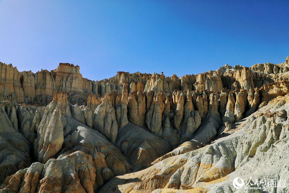 札達(dá)土林。人民網(wǎng) 李海霞攝