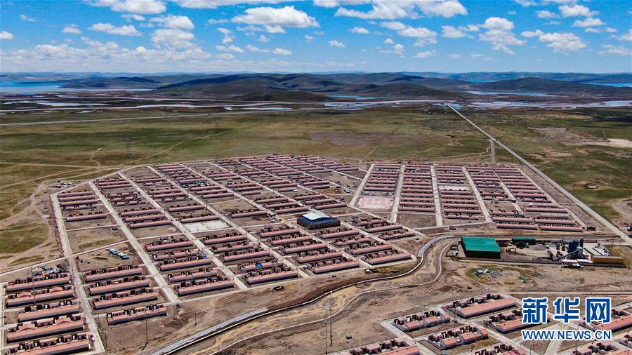 （走向我們的小康生活）（1）青?，敹啵狐S河源的幸福村