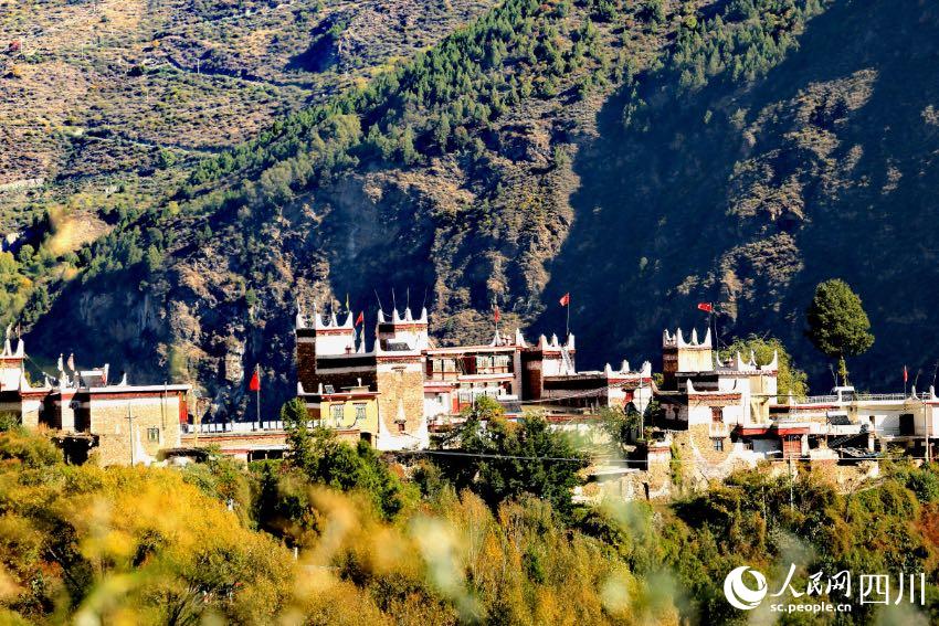 丹巴美景。李永安攝