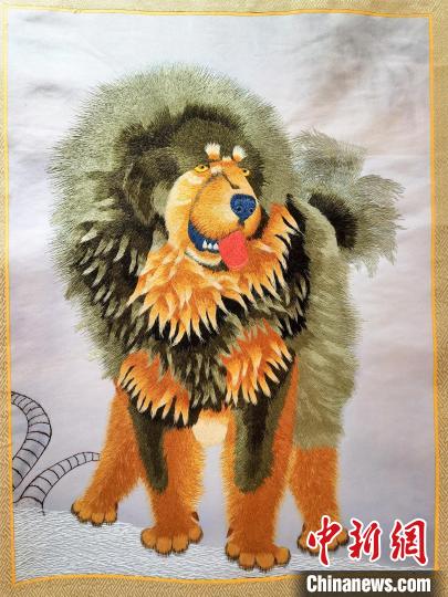 圖為藏繡作品。　祁增蓓 攝