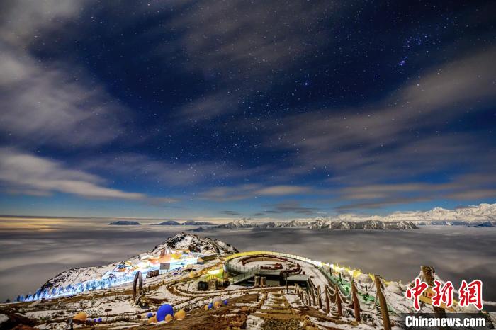 牛背山星空?！↑S業(yè)文 攝