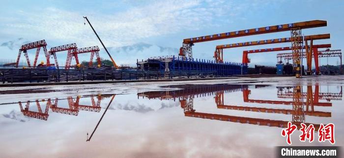 成蘭鐵路高原段T梁發(fā)運(yùn)全部完成。　中鐵八局 供圖