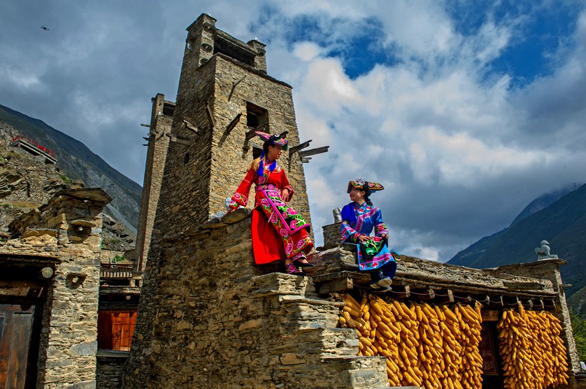 四川省阿壩州理縣桃坪村。四川省文旅廳供圖