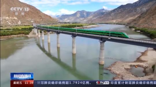 從平原到高原 復(fù)興號(hào)首次入藏運(yùn)營 獨(dú)家揭秘復(fù)興號(hào)如何上高原→