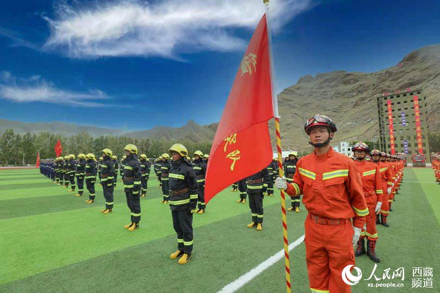 誓師大會(huì)現(xiàn)場(chǎng)。 人民網(wǎng) 李海霞 攝