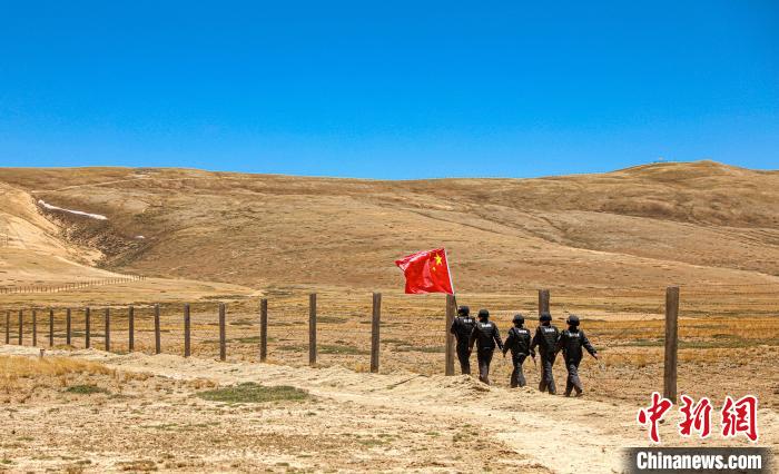 【十年@每一個(gè)奮斗的你】海拔5300米！看西藏亞熱邊境派出所的“追風(fēng)”人