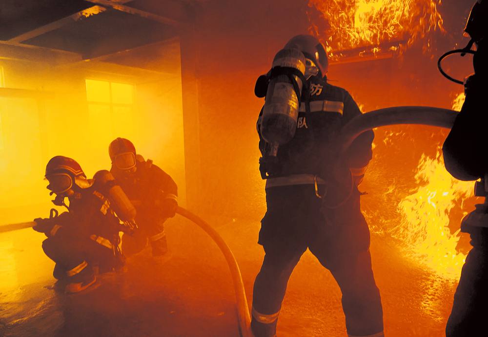 真煙真火，實(shí)戰(zhàn)演練。