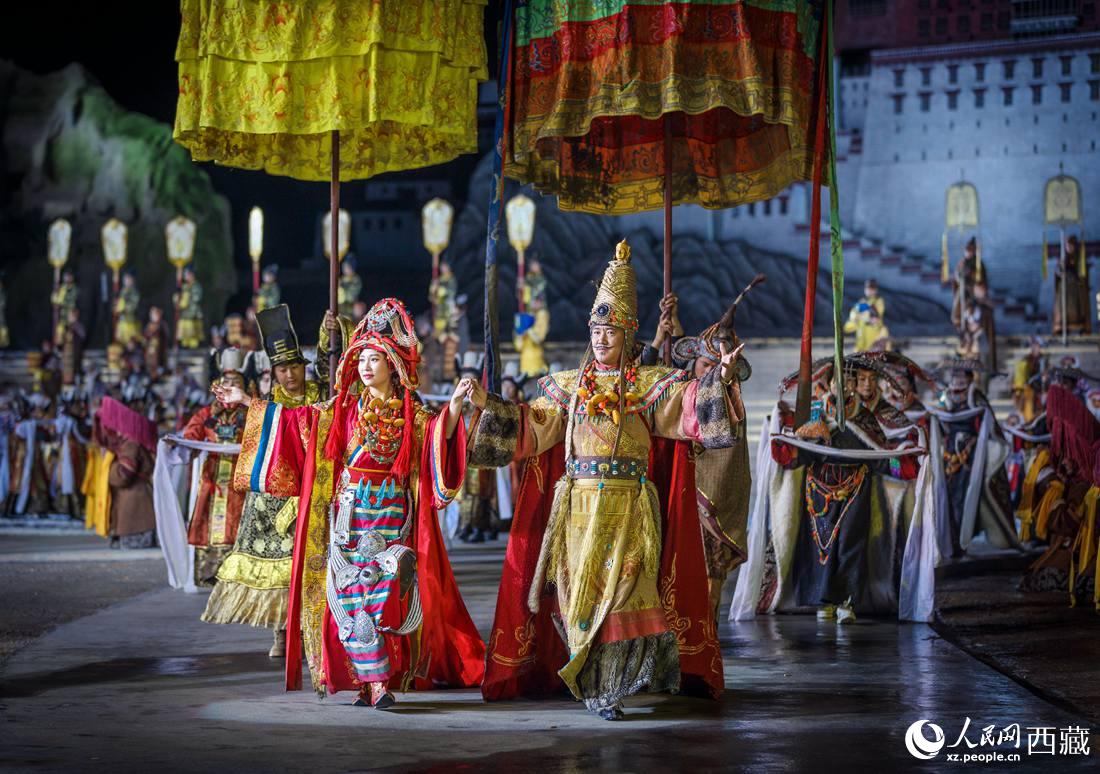 試演現(xiàn)場。