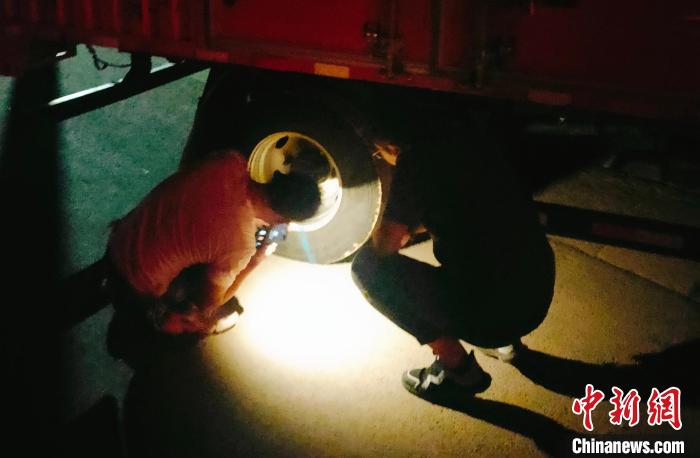 西藏一名基層干部返崗抗疫路：3600公里、歷時100小時