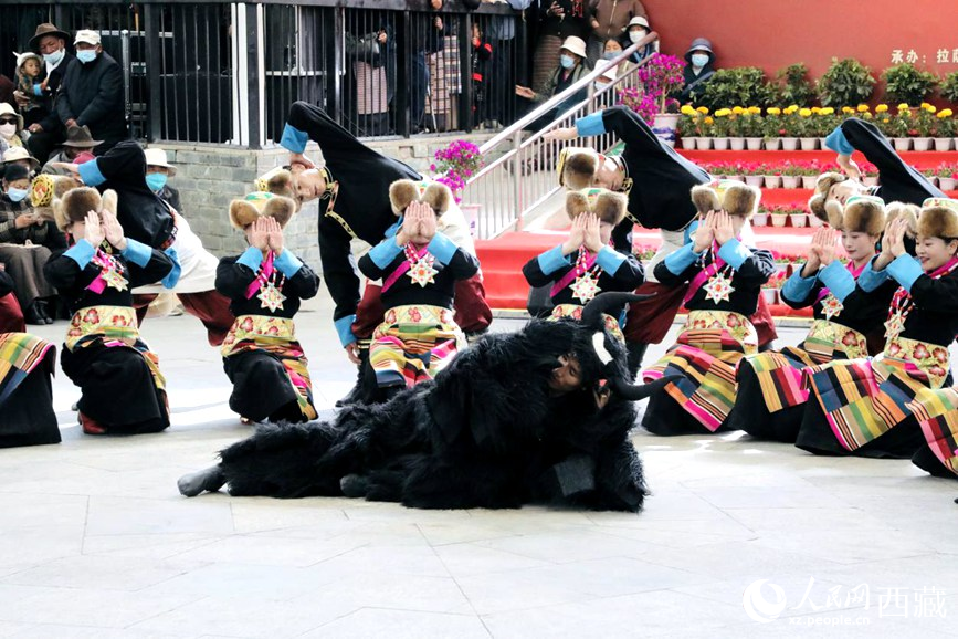 舞蹈《熱巴多吉》。人民網(wǎng) 次仁羅布攝