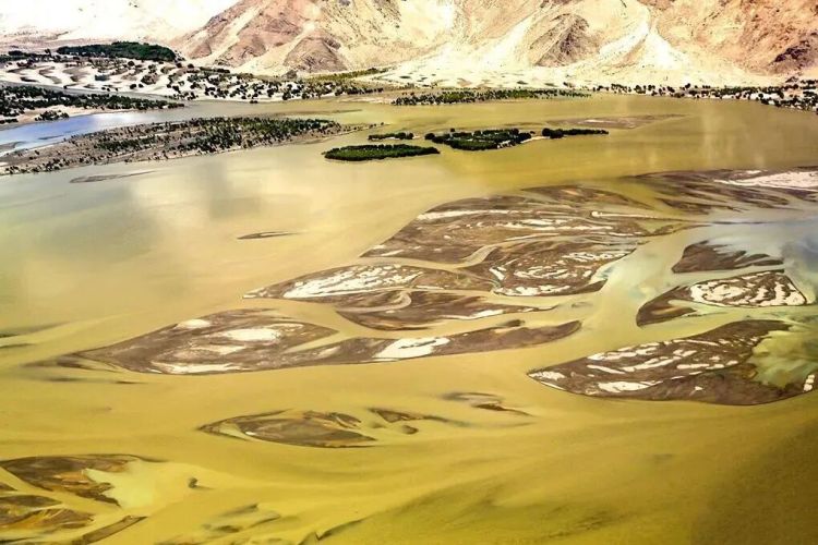 懂西藏的人，一定不會(huì)錯(cuò)過(guò)林芝的秋天