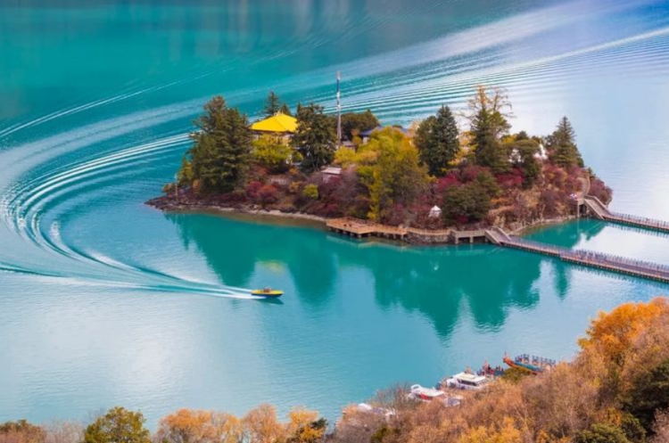 懂西藏的人，一定不會(huì)錯(cuò)過(guò)林芝的秋天