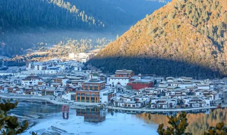 懂西藏的人，一定不會(huì)錯(cuò)過(guò)林芝的秋天