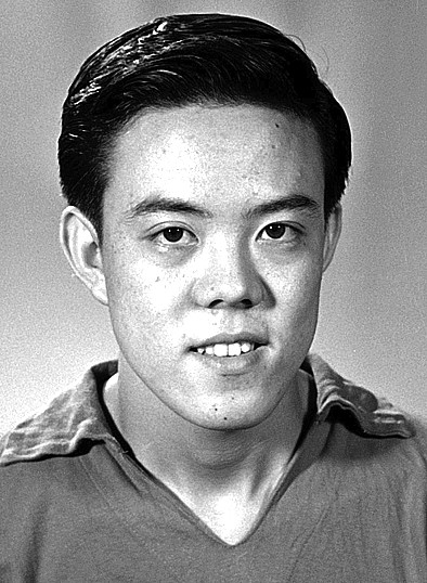 容國團(tuán)：為中華體育拼搏