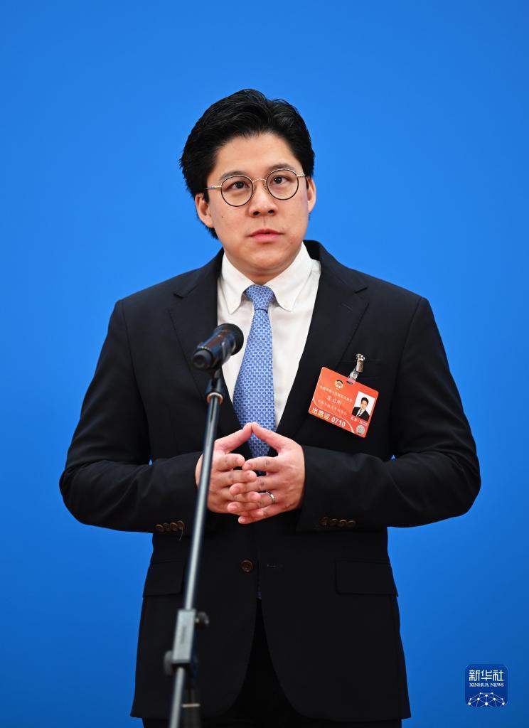 聚焦兩會(huì)“委員通道”