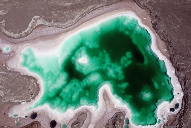 “鹽灘碧水”翡翠湖。宋忠勇攝